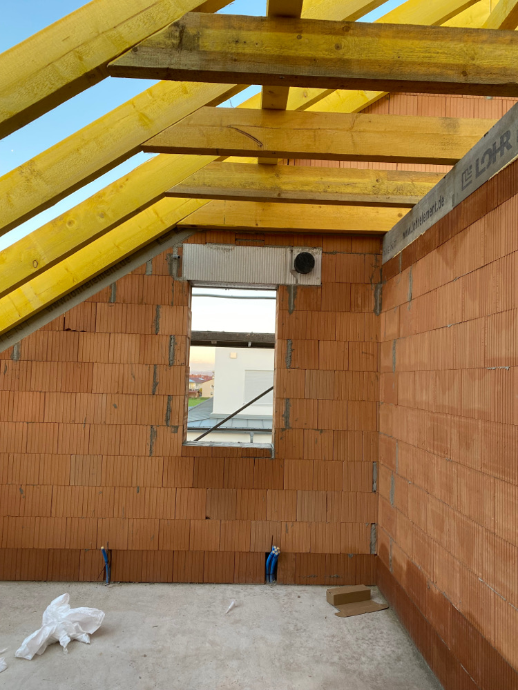 08.11.2021 - Raum Dachgeschoss